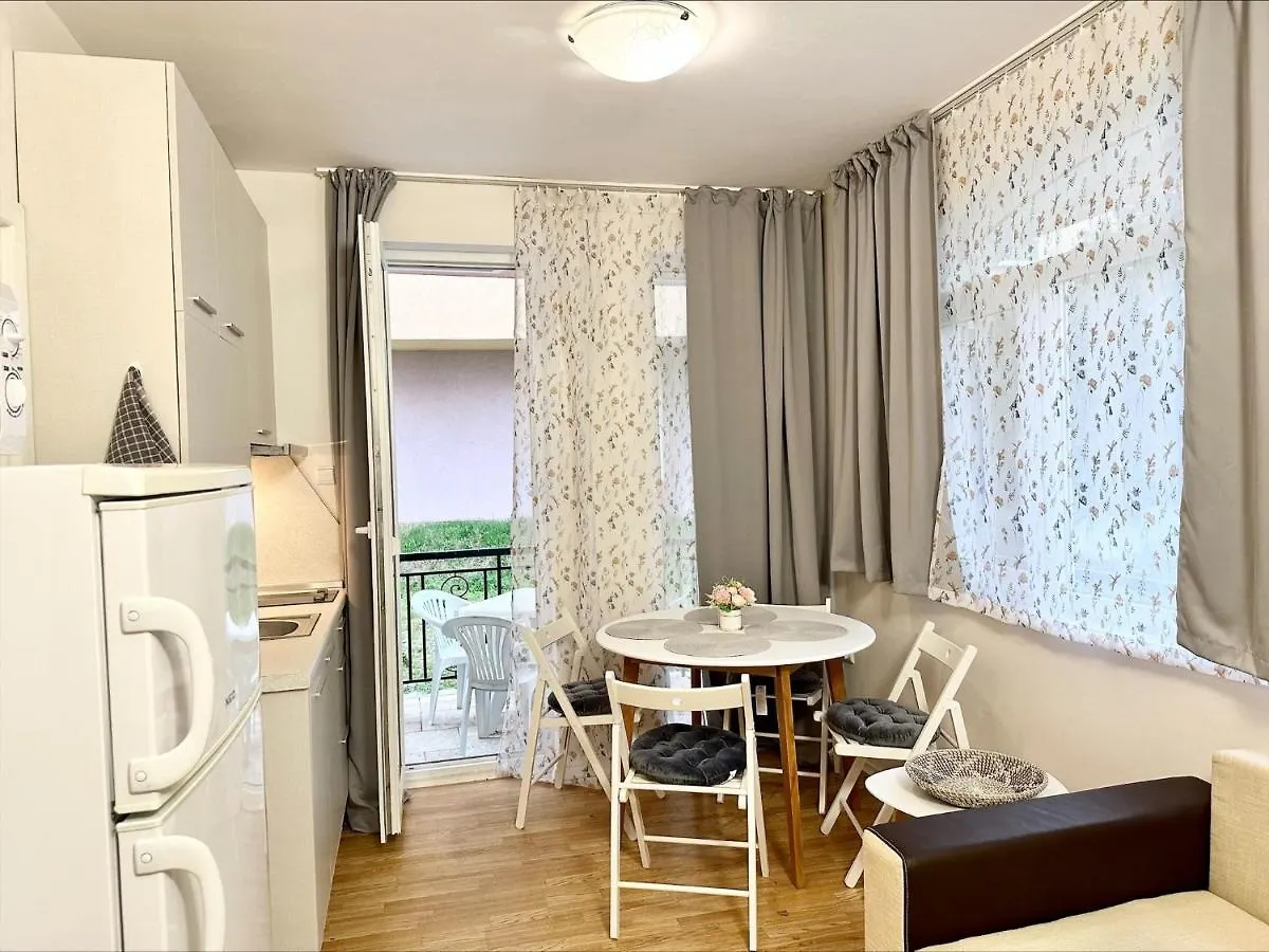 Menada Romance Marine Apartments Slantschew brjag 0*,