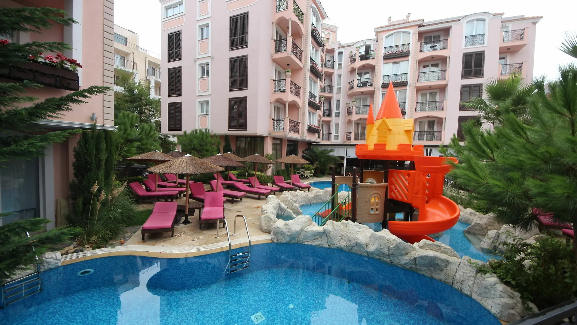 Menada Romance Marine Apartments Slantschew brjag